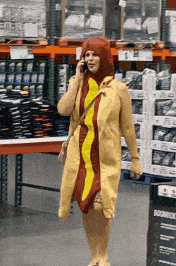 Kristen Hot Dog